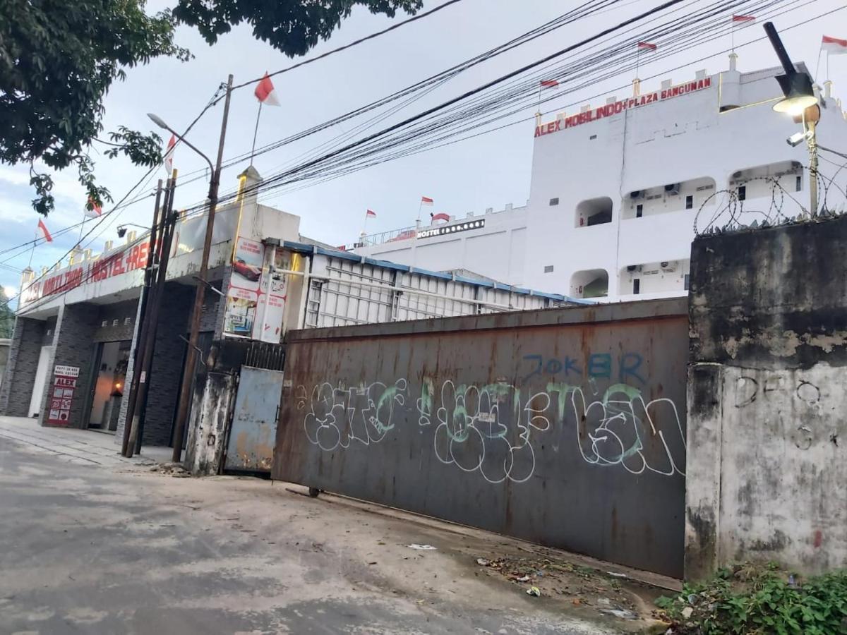Alex Hostel 2 Palembang Zewnętrze zdjęcie